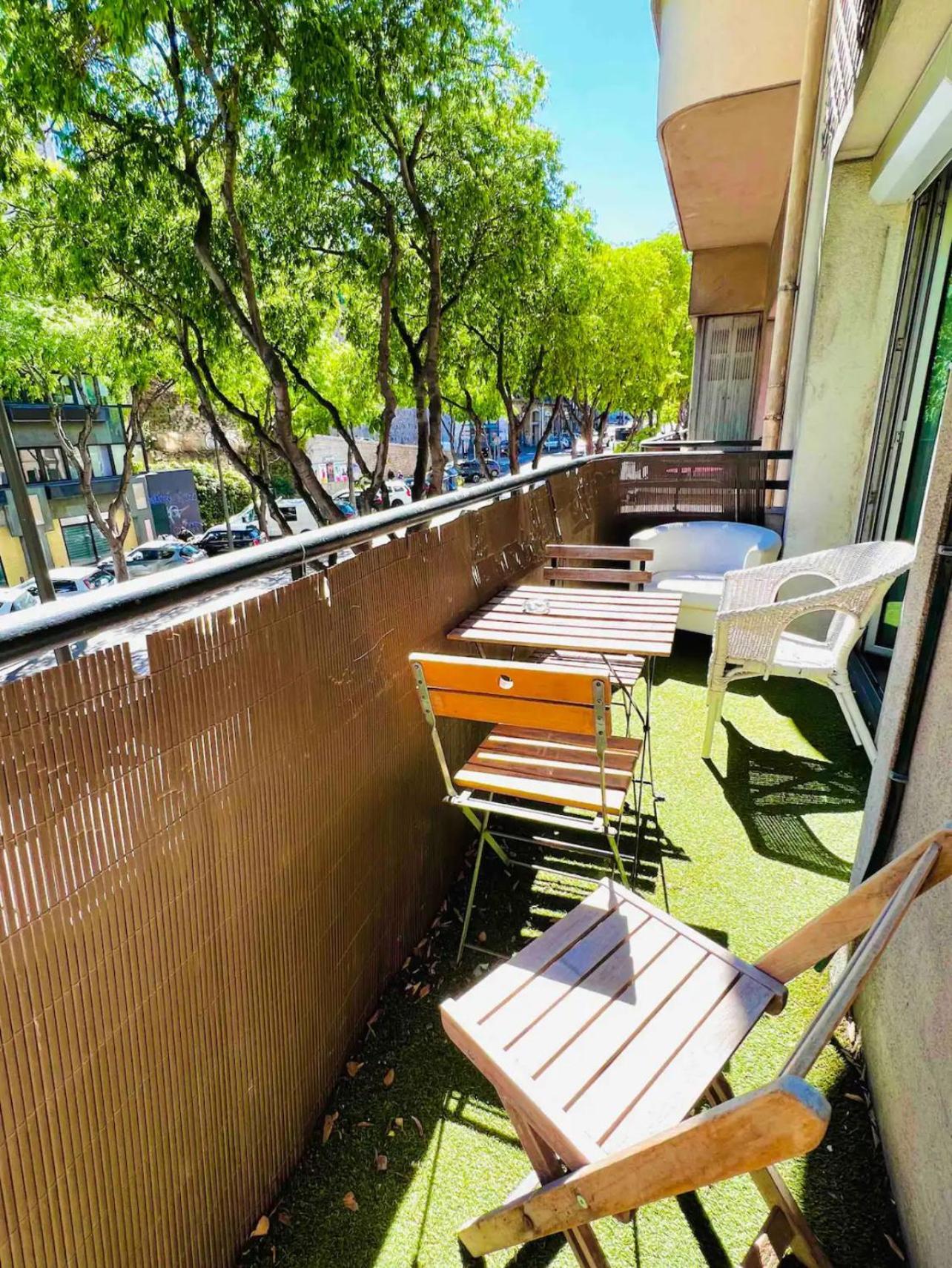 Beau T3 Neuf Proche Vieux-port A La Place Corderie Marsella