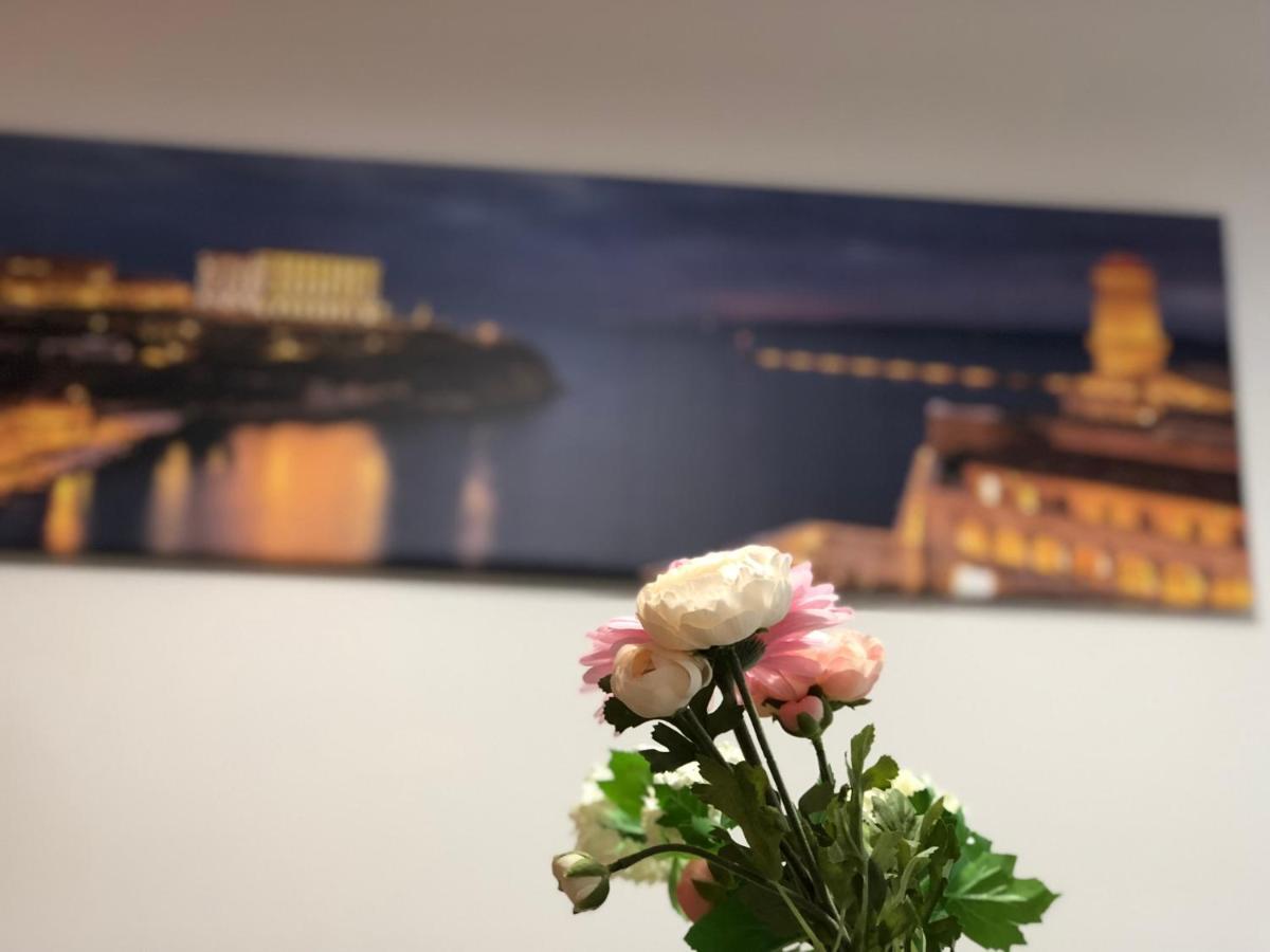 Beau T3 Neuf Proche Vieux-port A La Place Corderie Marsella