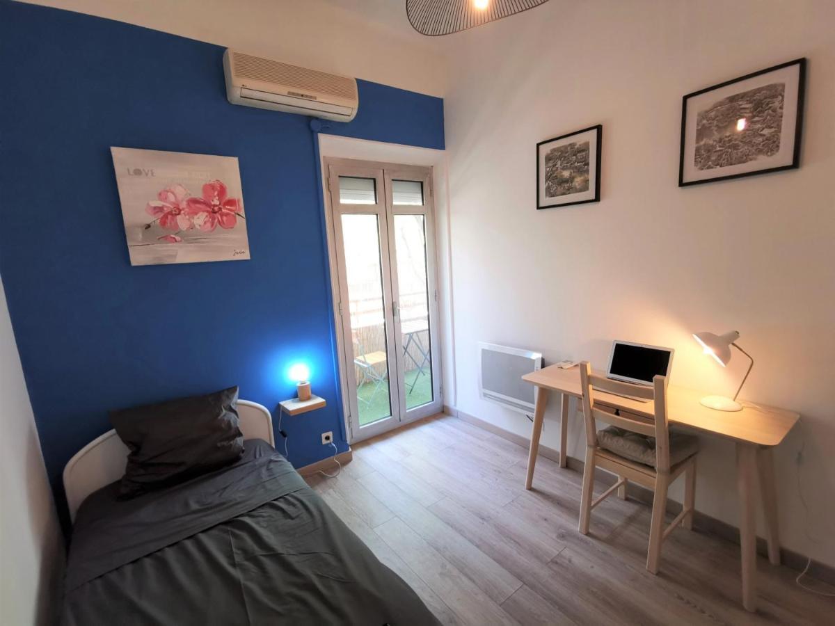Beau T3 Neuf Proche Vieux-port A La Place Corderie